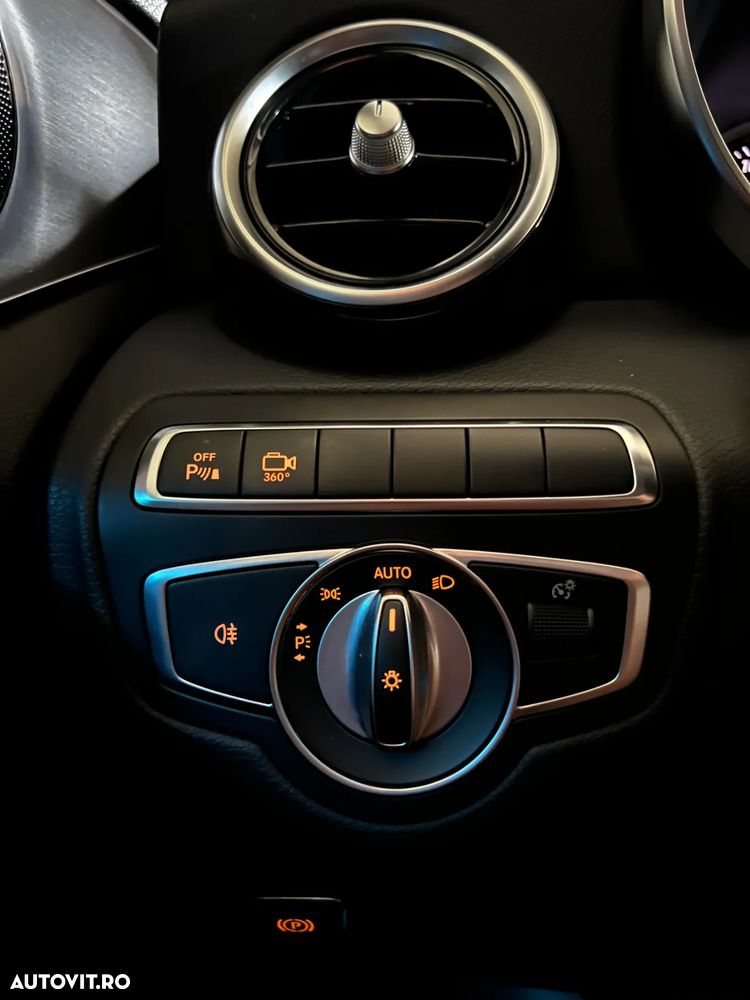 Mercedes-Benz C 220 d 4Matic 9G-TRONIC Avantgarde - 17