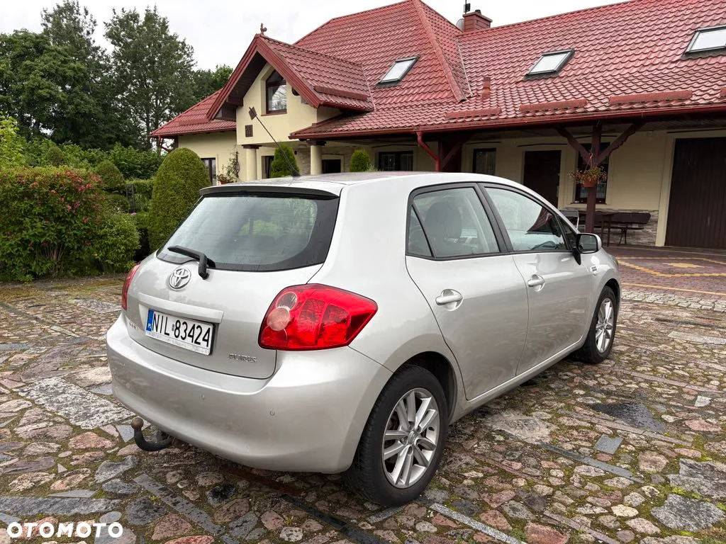 Toyota Auris - 4