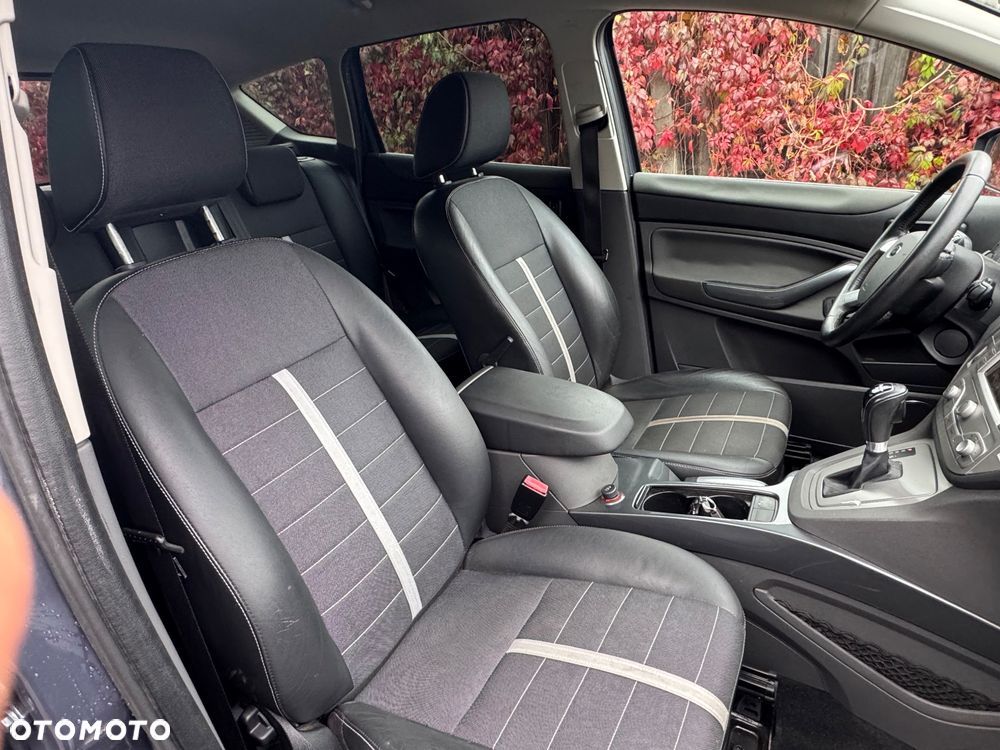 Ford Kuga - 14