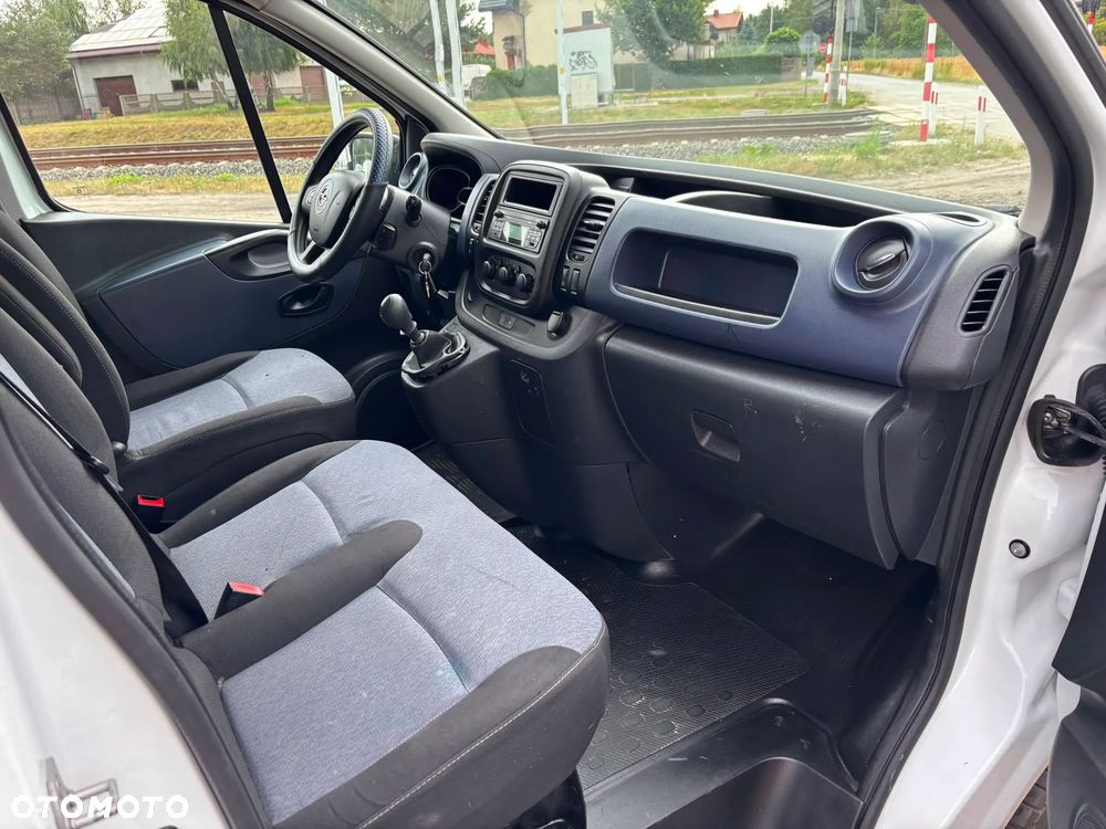 Opel Vivaro - 13