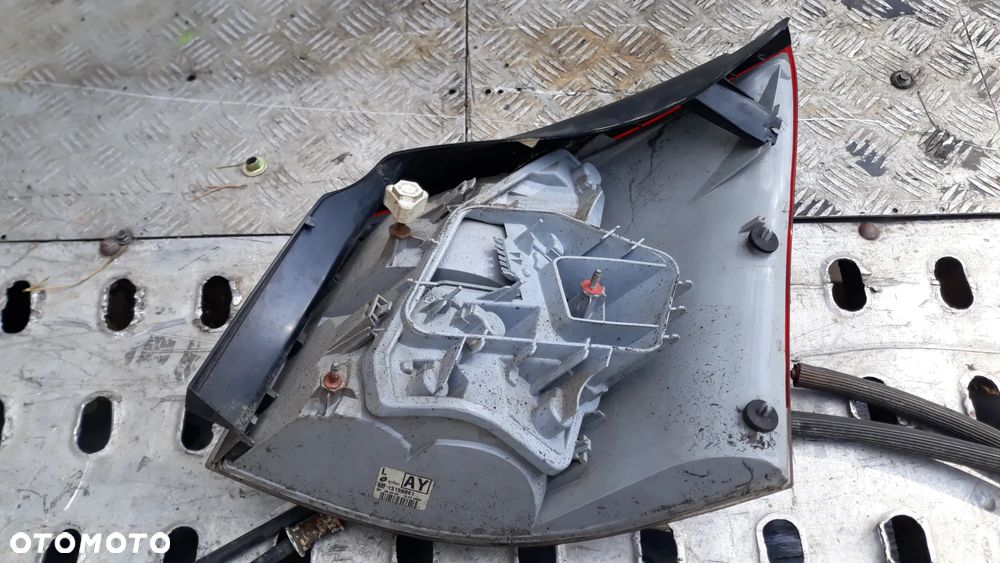 LAMPA TYŁ LEWA  Prawa   vectra c 13130643 13130644   Opel Signum lewa 13159861 - 8