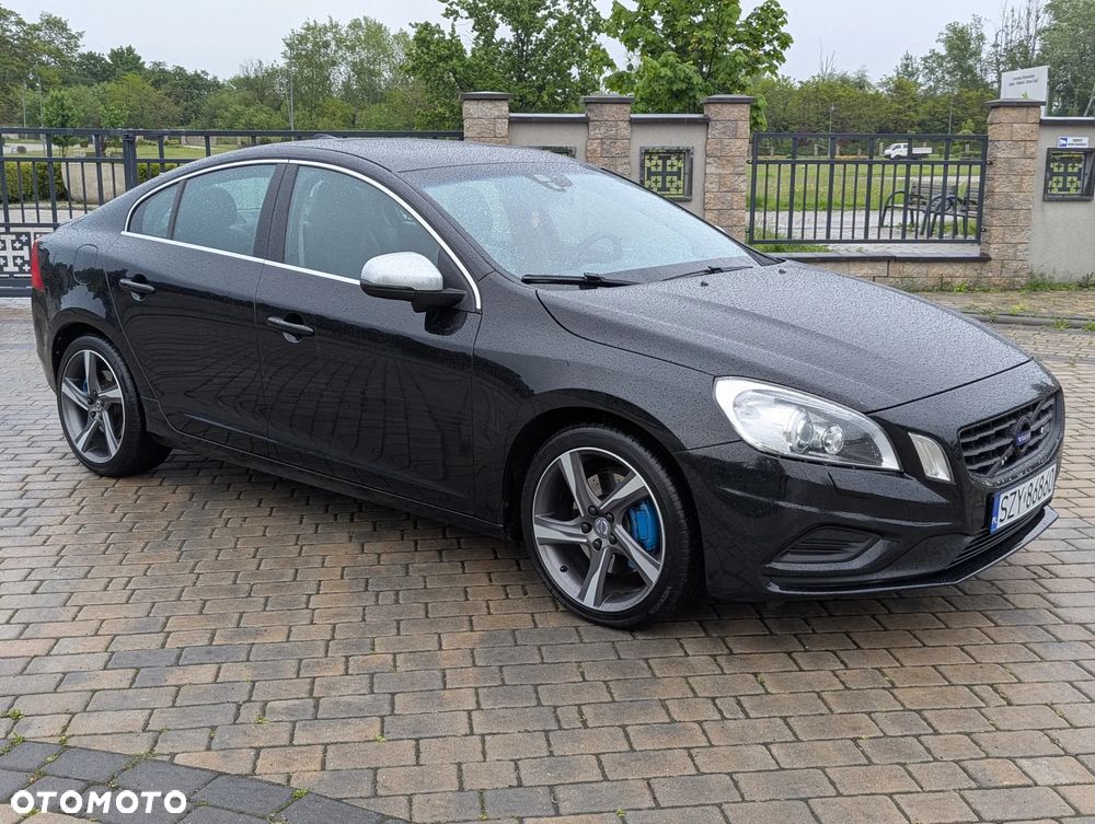 Volvo S60 T6 AWD R-Design - 3