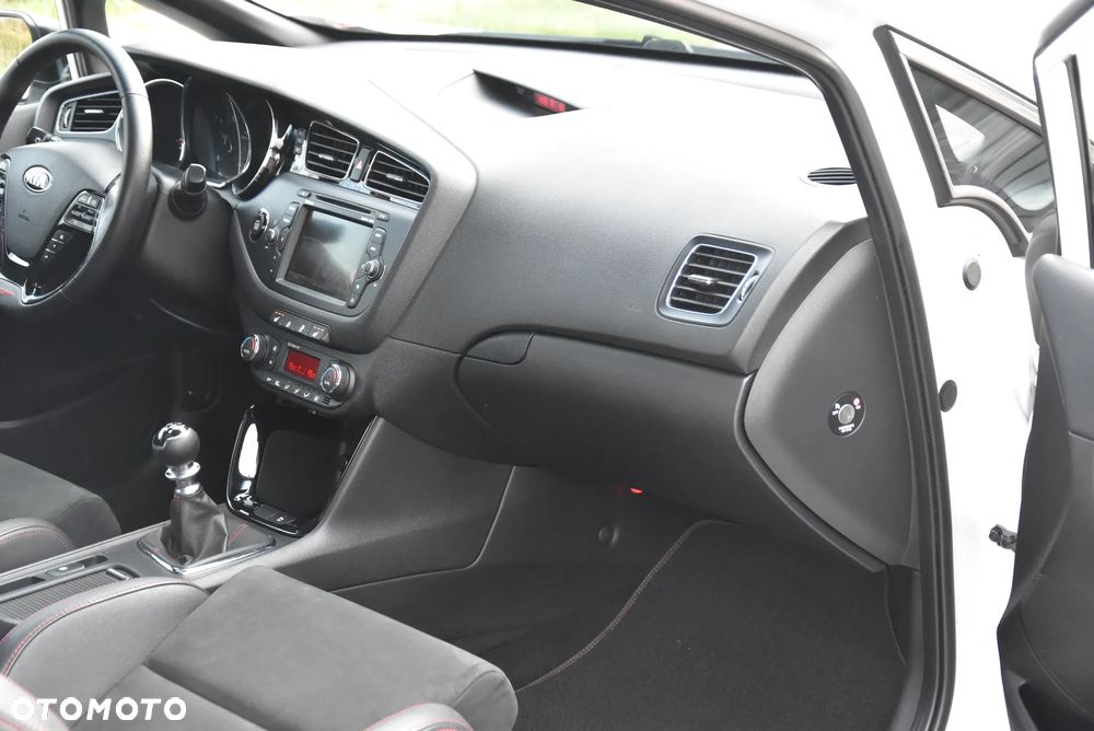 Kia Ceed 1.6 T-GDI GT-Challenge - 23