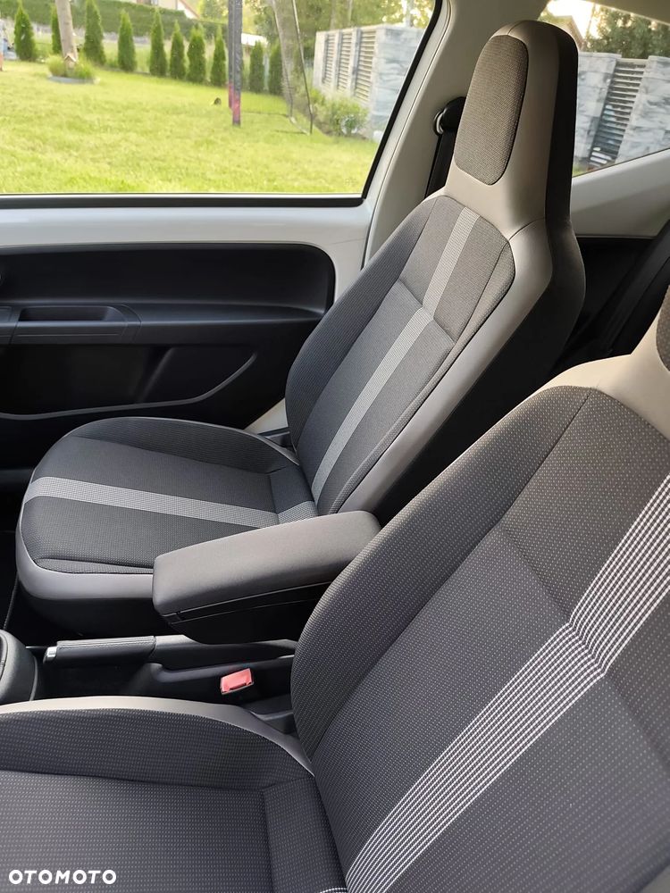 Volkswagen up! 1.0 TSI high - 17
