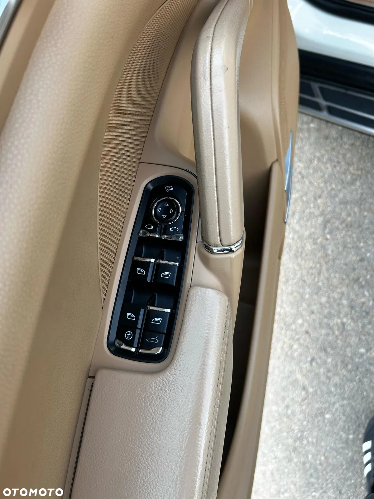 Porsche Cayenne - 13