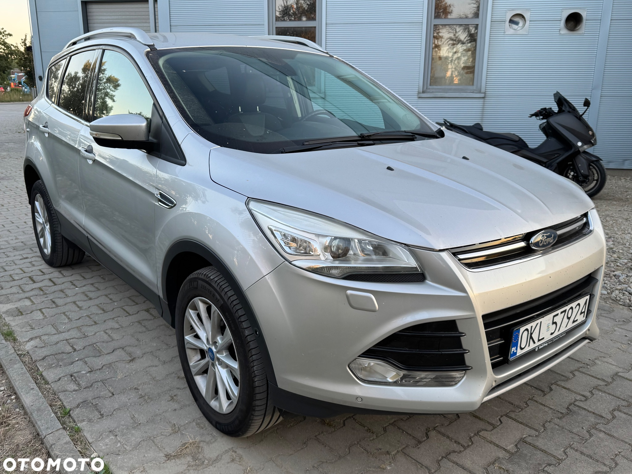 Ford Kuga 1.5 EcoBoost 4WD Titanium - 23