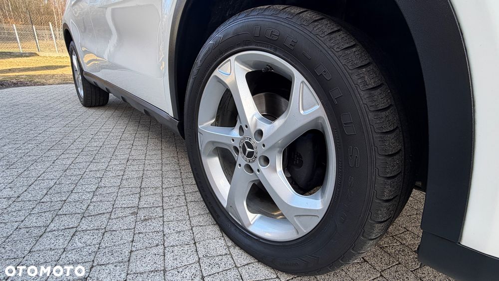 Mercedes-Benz GLA 200 7G-DCT Urban - 7