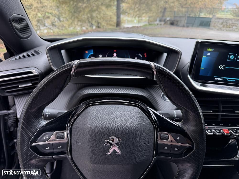 Peugeot e-2008 50 kWh GT - 22