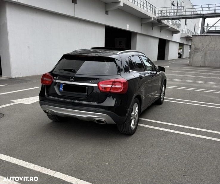 Mercedes-Benz GLA 200 (CDI) d 7G-DCT - 2
