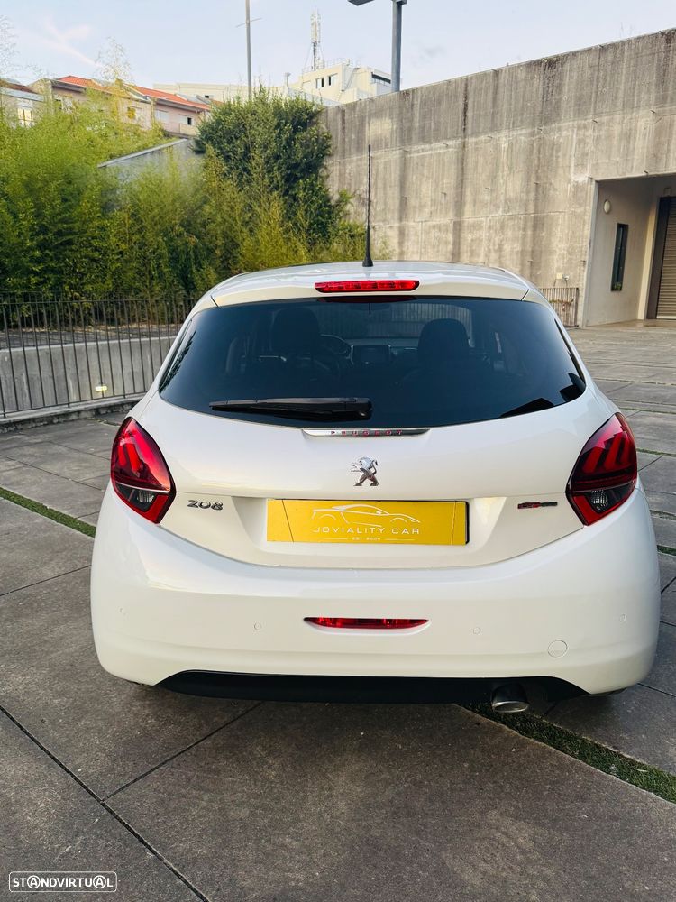 Peugeot 208 1.6 BlueHDi GT Line - 3