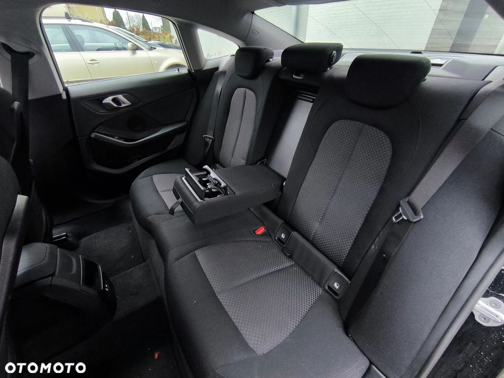 BMW Seria 2 216d - 35