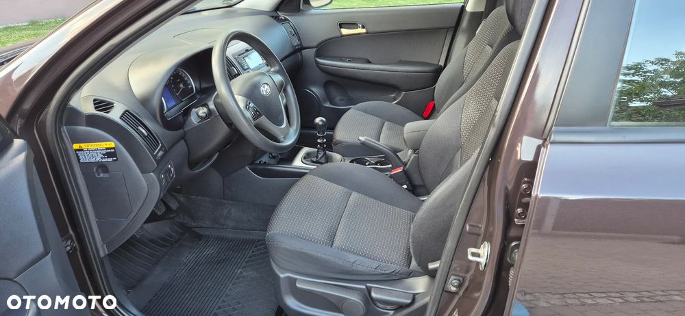 Hyundai i30 1.4 Classic - 11