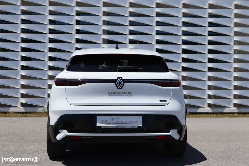 Renault Mégane E-Tech - 6