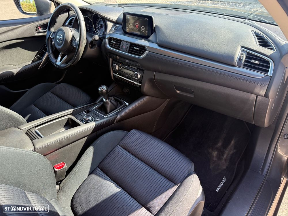 Mazda 6 M6 2.2 SKY-D Excellence Navi - 7