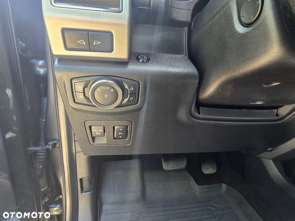 Ford F150 - 12