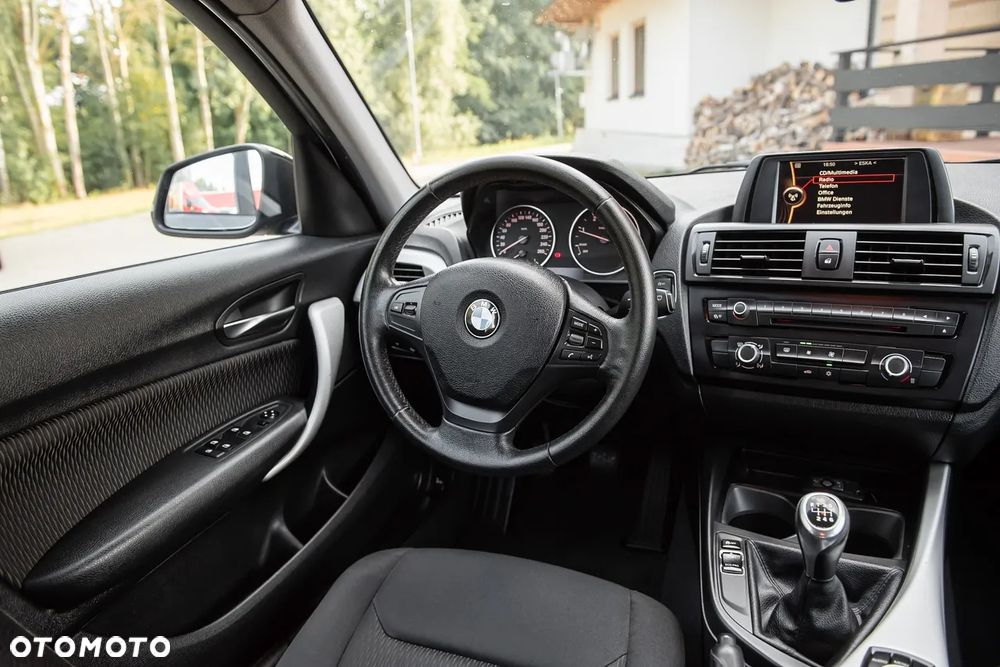 BMW Seria 1 - 16