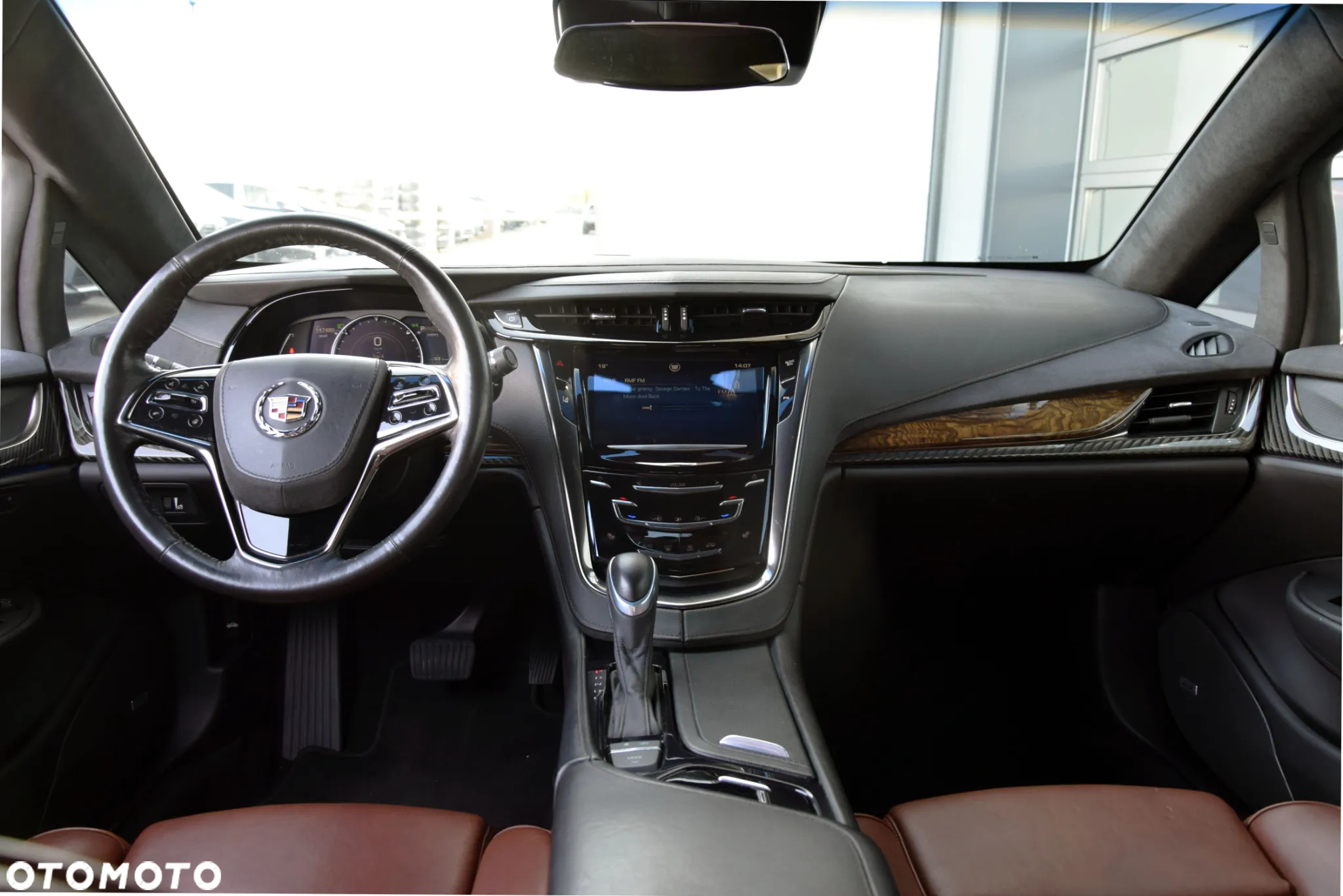 Cadillac ELR - 16