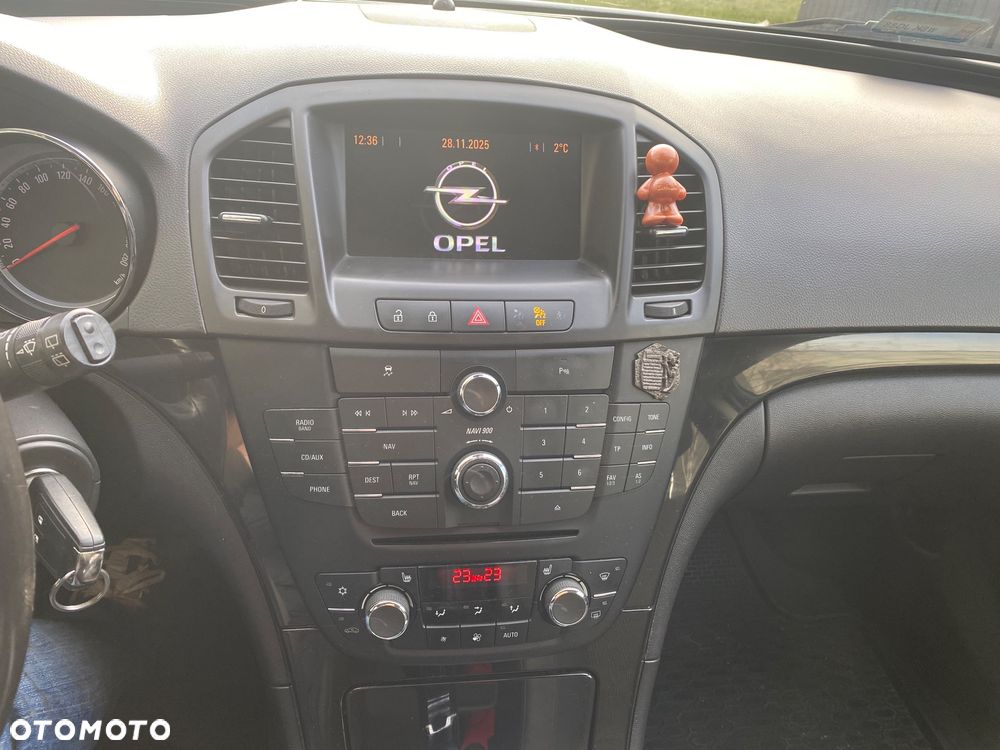 Opel Insignia 2.0 CDTI Cosmo - 11