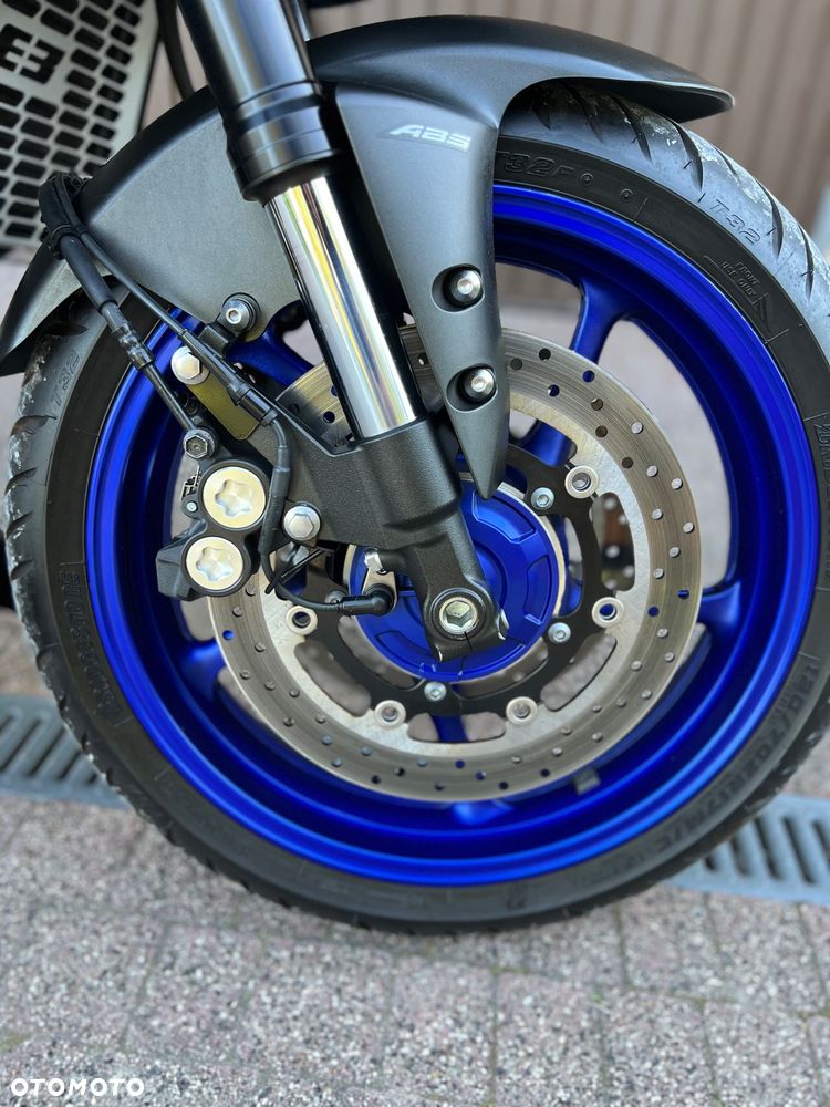 Yamaha FZ8 - 14