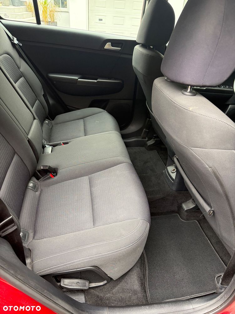 Kia Sportage 1.6 T-GDI AWD VISION - 17