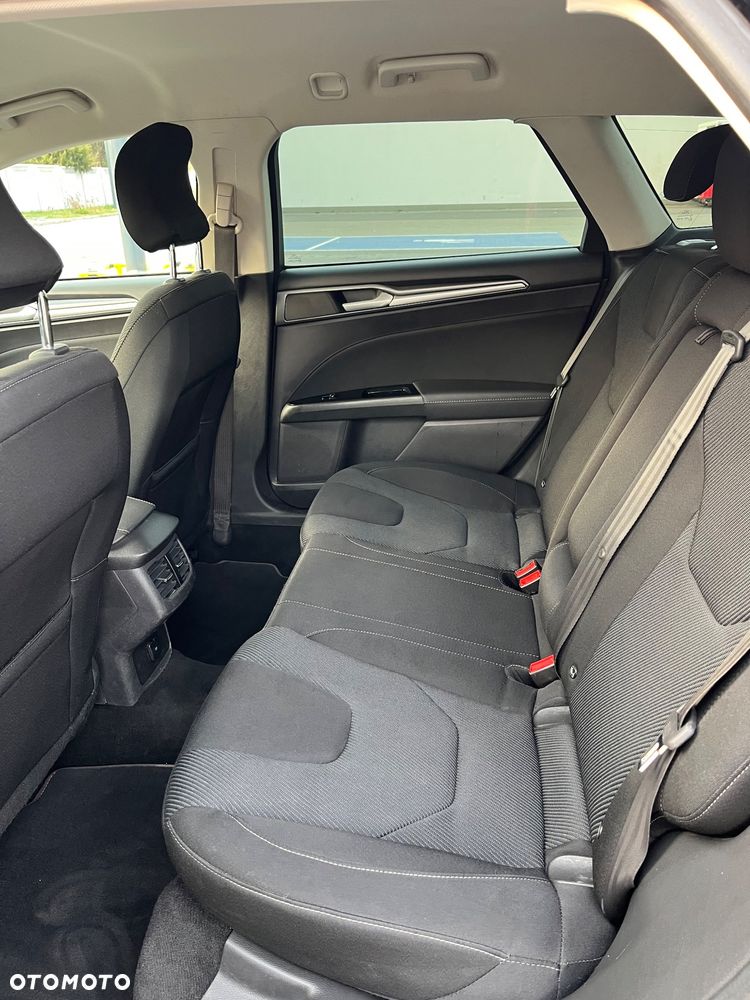 Ford Mondeo 2.0 TDCi Titanium PowerShift - 22