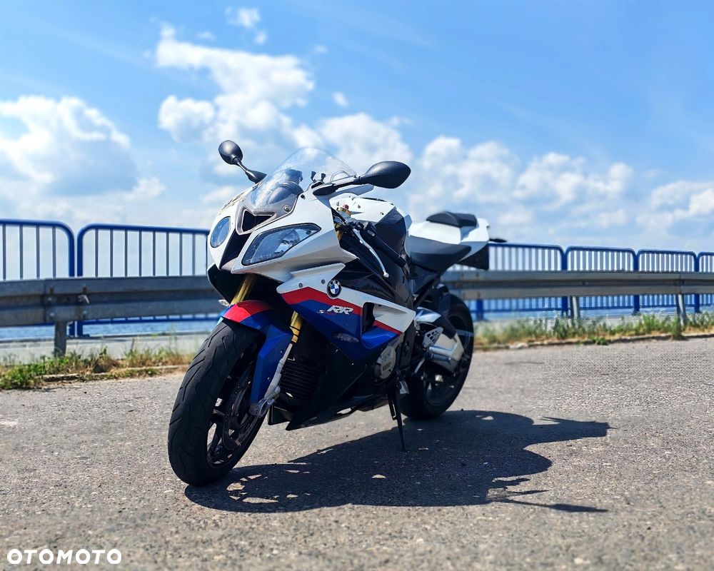 BMW S - 2