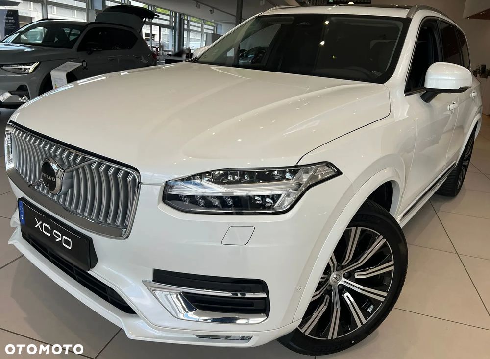 Volvo XC 90 B5 D AWD Ultimate Dark - 3