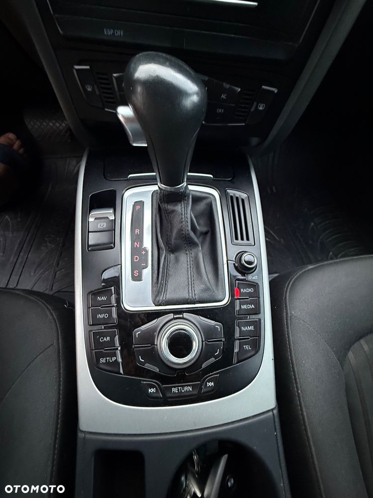 Audi A4 Avant 2.0 TDI Multitronic - 29