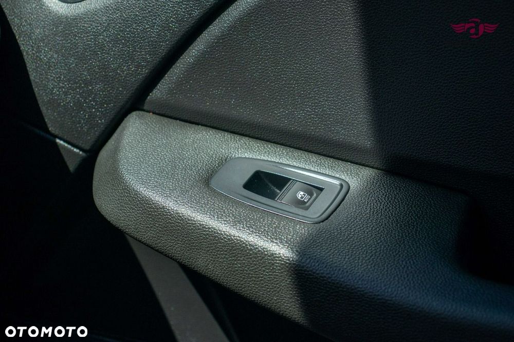 Renault Clio - 32