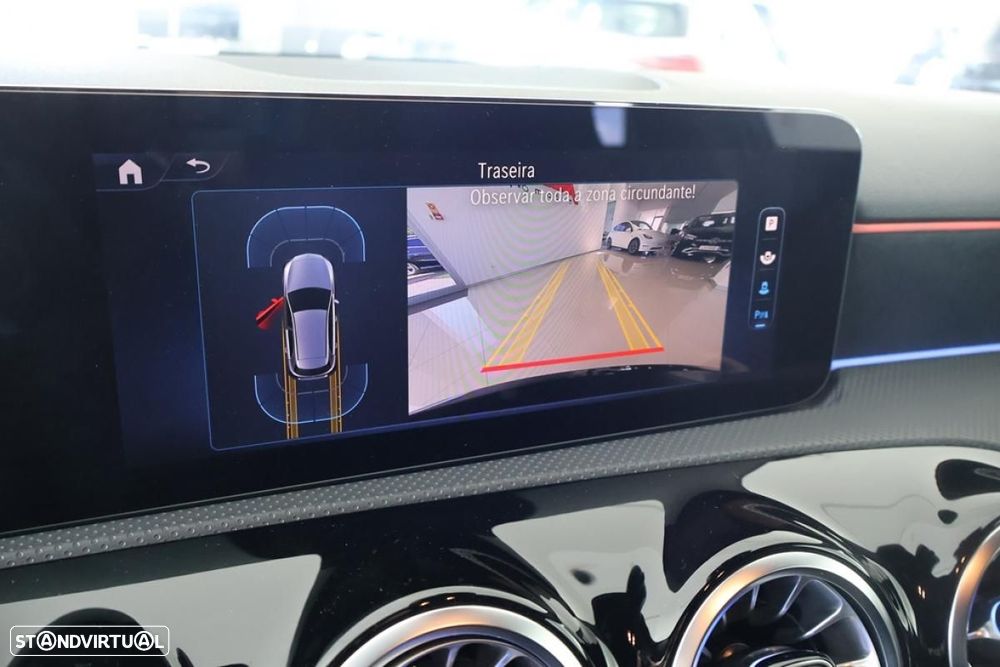 Mercedes-Benz A 250 e - 21