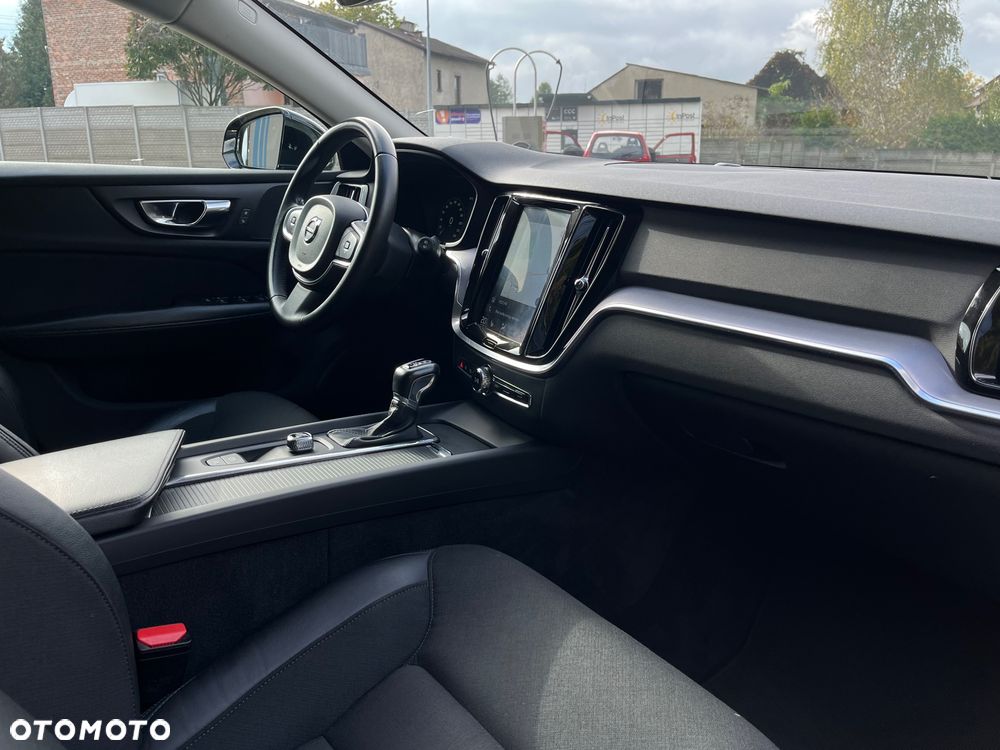 Volvo V60 D4 Geartronic Momentum Pro - 12