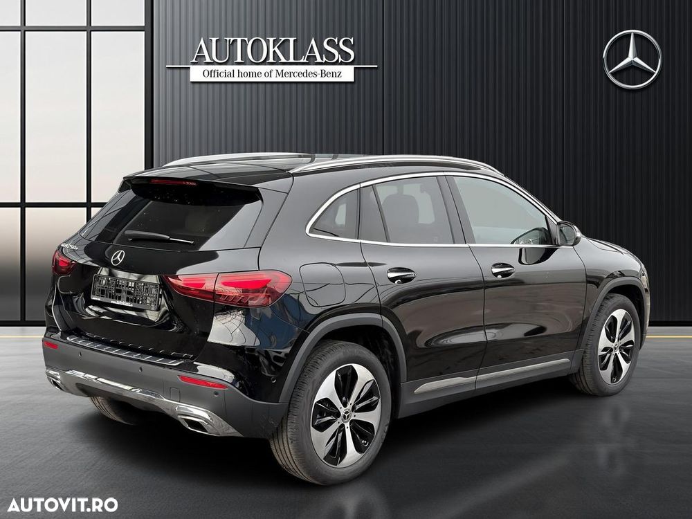 Mercedes-Benz GLA - 7