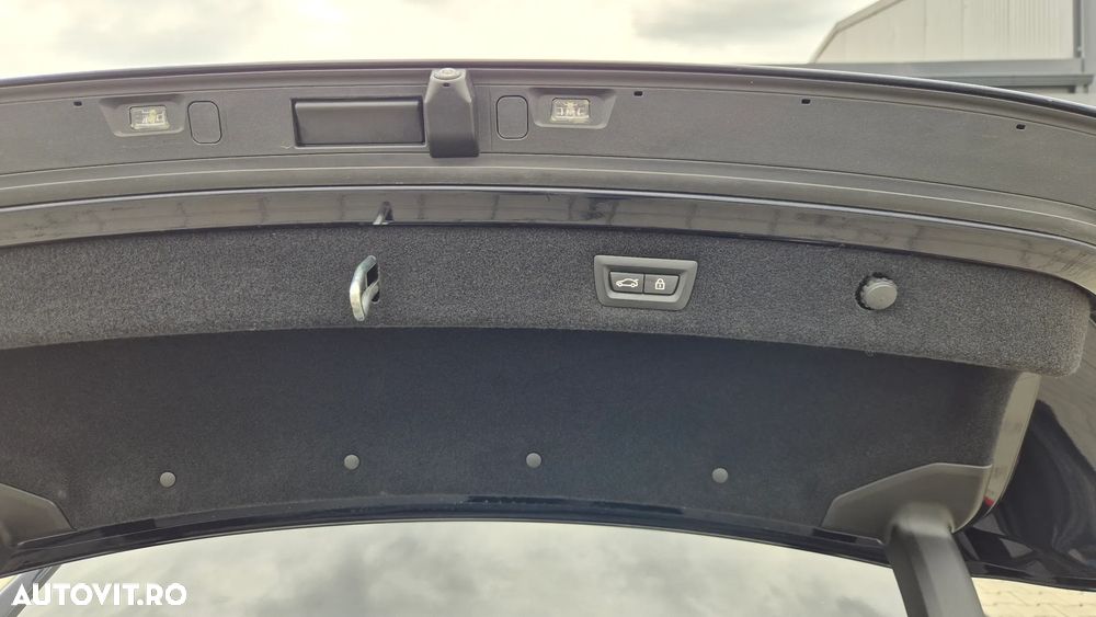 BMW Seria 8 840d xDrive - 31