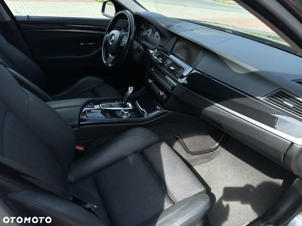 BMW Seria 5 520d - 8