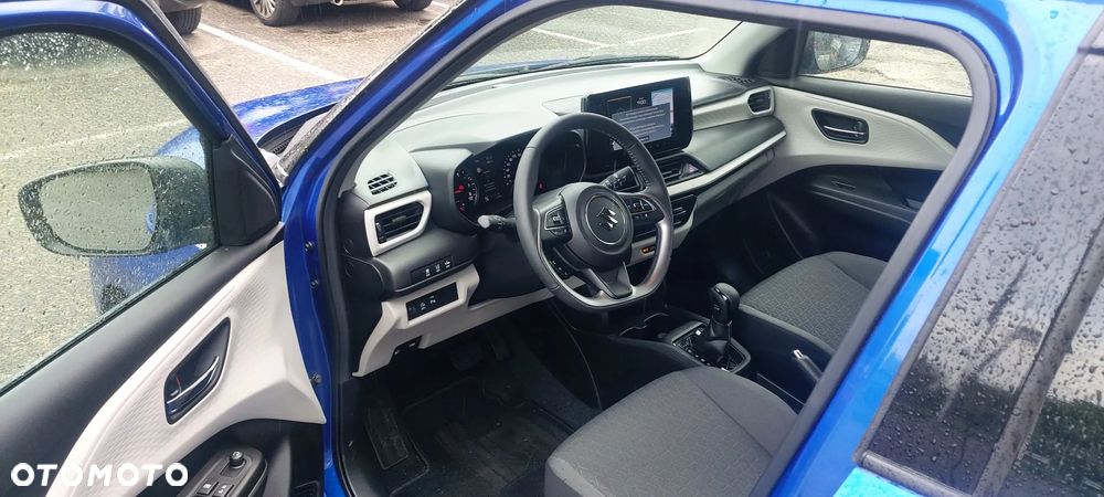 Suzuki Swift 1.2 Dualjet SHVS Premium Plus CVT - 5