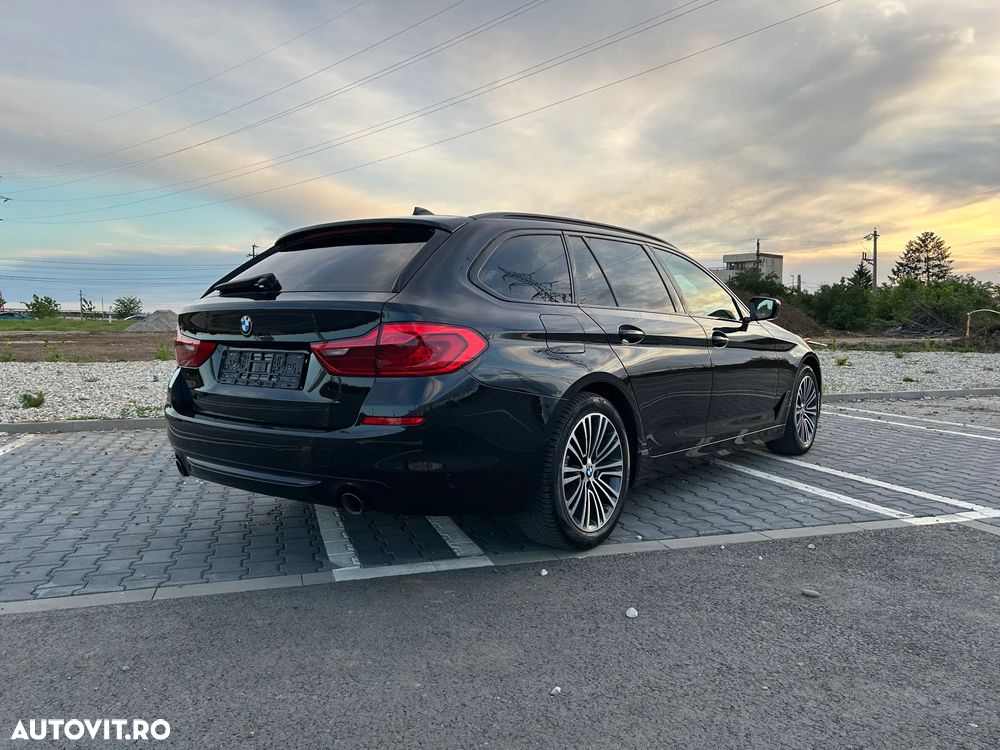 BMW Seria 5 530d xDrive Aut. Sport Line - 4