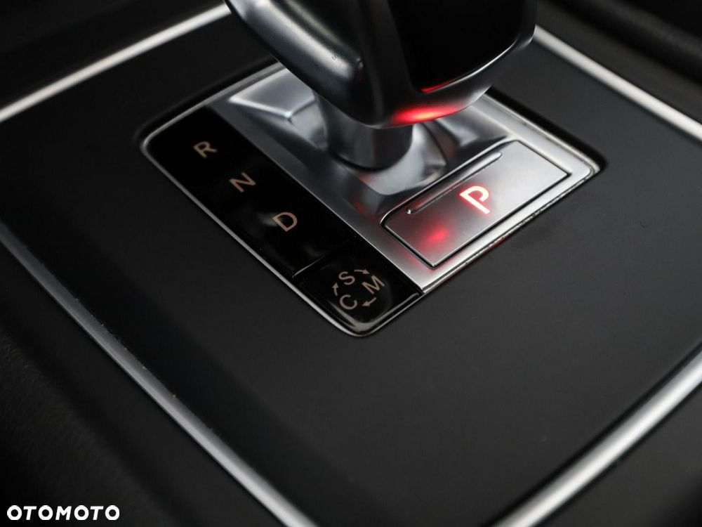 Mercedes-Benz GLA 45 AMG 4-Matic - 29