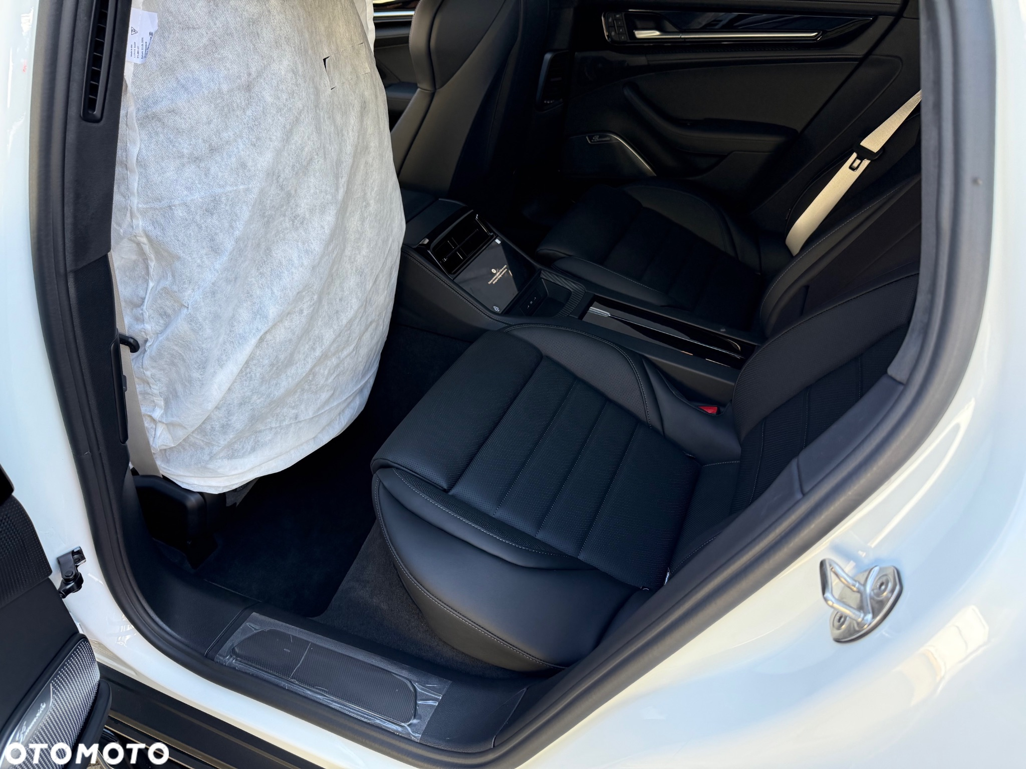 Porsche Panamera Turbo E-Hybrid PHEV - 7