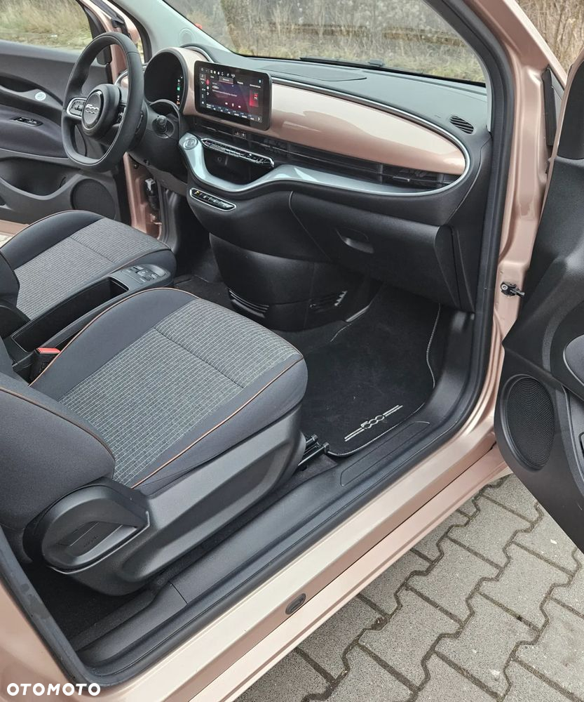 Fiat 500e - 13