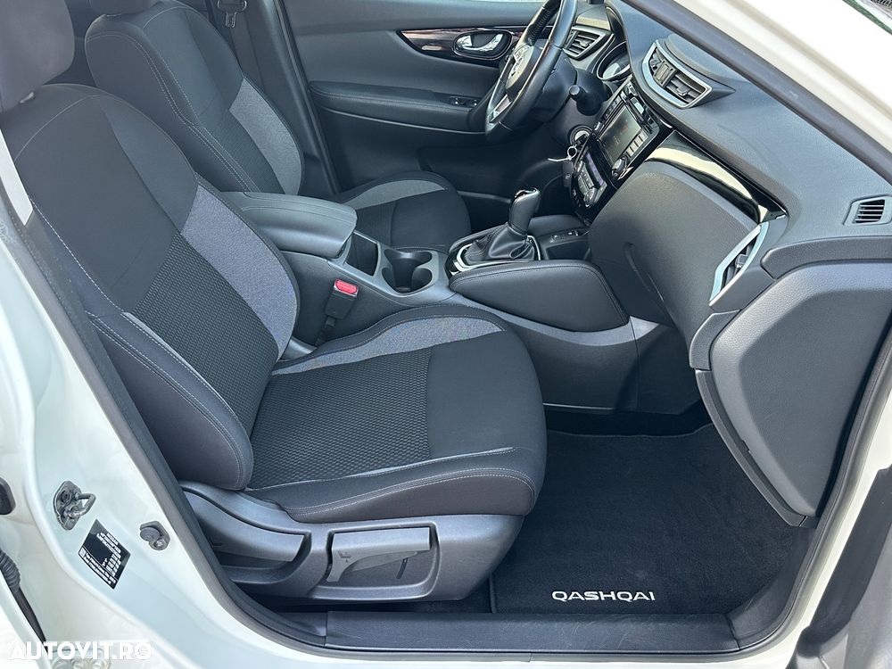 Nissan Qashqai 1.7 dCi Xtronic ALL-MODE 4x4i N-CONNECTA - 10