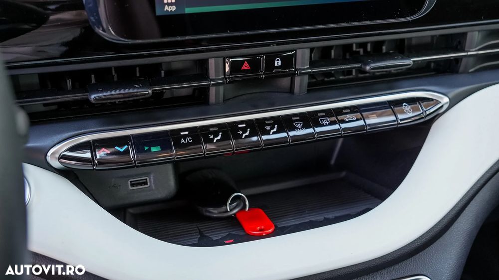 Fiat 500E Action - 13