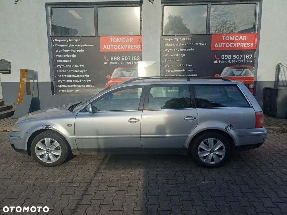 Volkswagen Passat 1.9 TDI Highline - 3