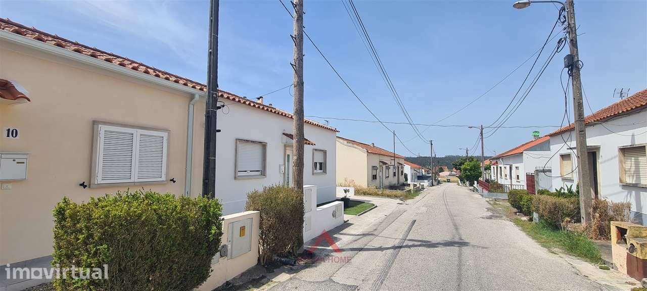 Moradia Geminada T2 Arrendamento em Marrazes e Barosa,Leiria - Grande imagem: 4/16