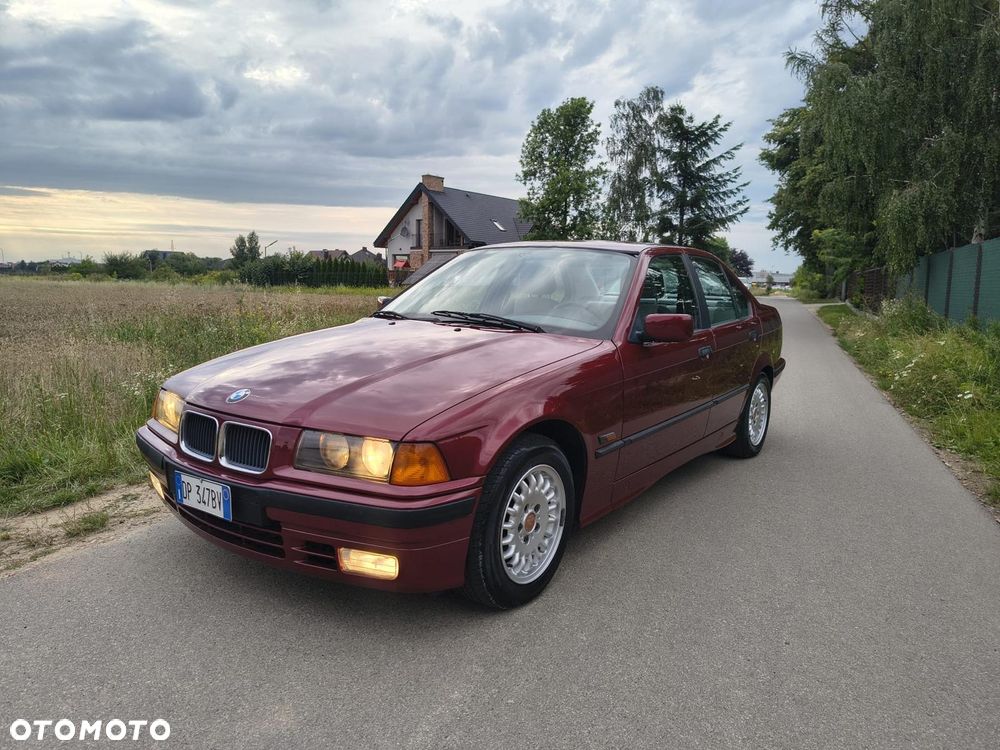 BMW Seria 3 318i - 2