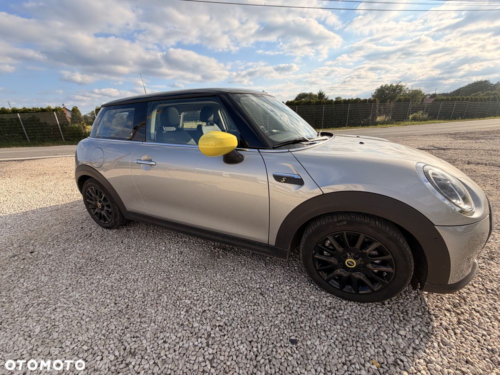 MINI Cooper SE Essential Trim - 13