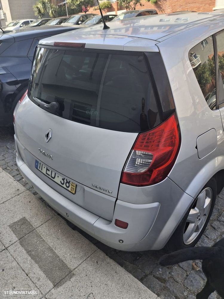 Renault Scénic - 3