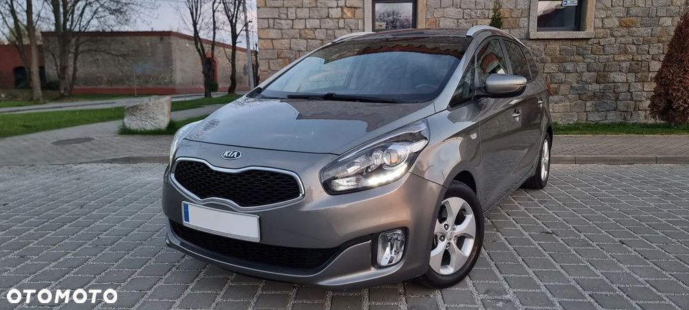 Kia Carens 1.6 GDI Dream Team Edition - 5