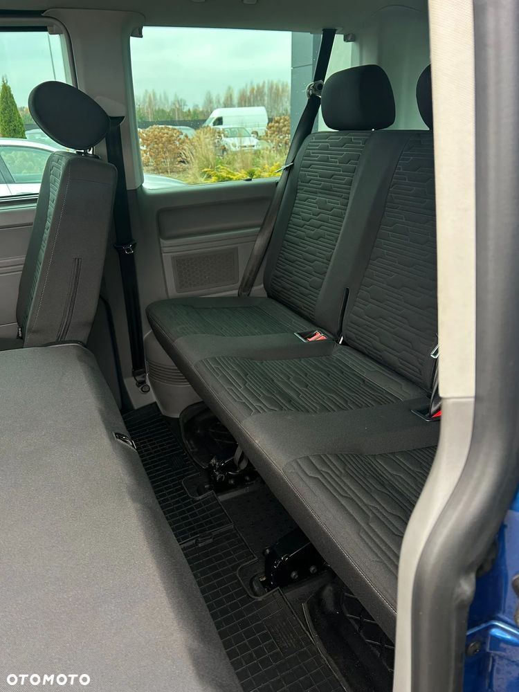 Volkswagen Transporter Caravelle T6.1 Kurz Highline - 11