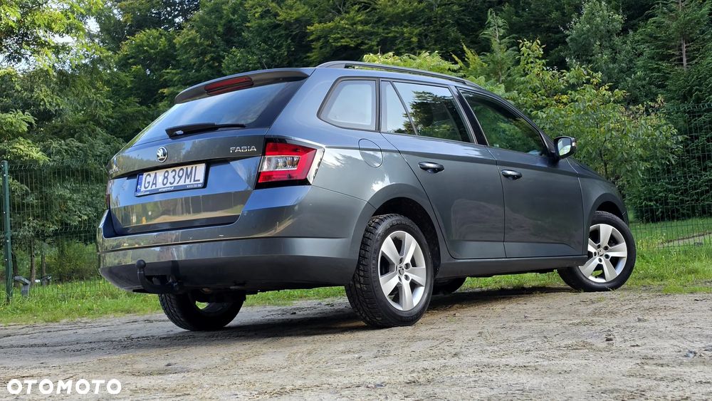 Skoda Fabia 1.0 MPI Clever - 22