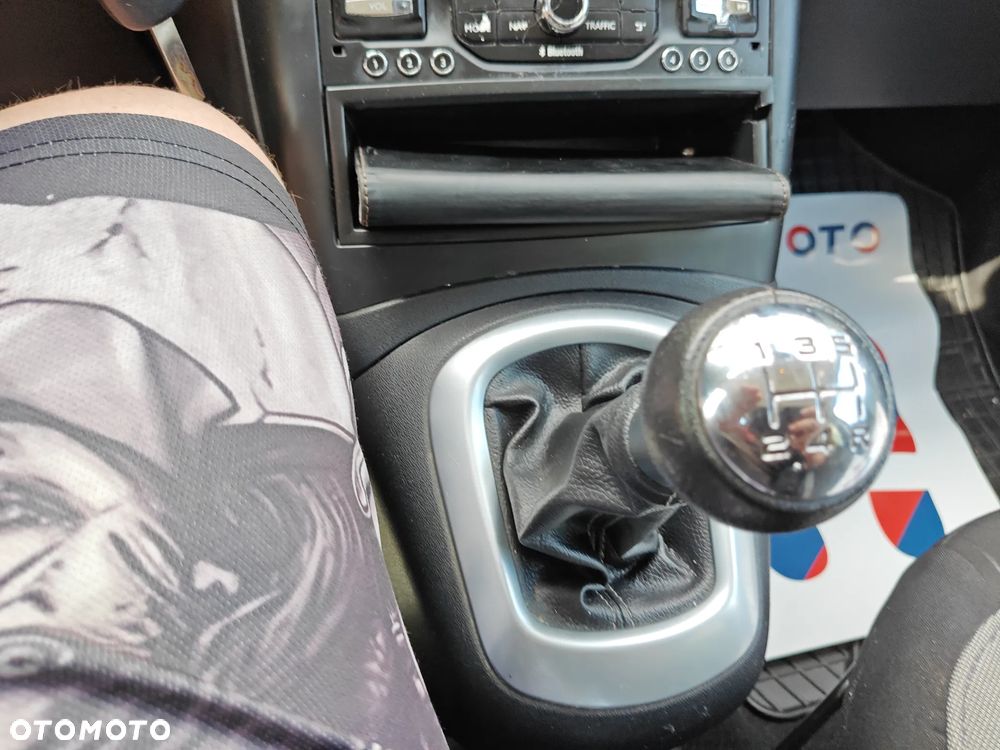 Citroën C-Elysée 1.6 HDi Exclusive - 24